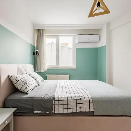 Appartement Recently Renovated Designer 2 Bedroom