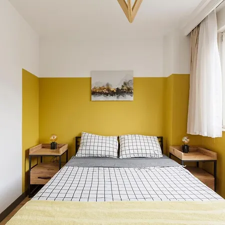 Appartement Recently Renovated Designer 2 Bedroom Istambul