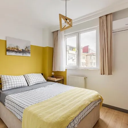 Recently Renovated Designer 2 Bedroom