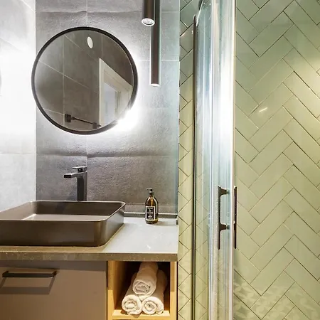 Recently Renovated Designer 2 Bedroom